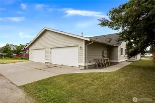 208 Noble St, Sumas, WA 98295 - Photo 28