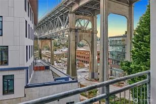 909 N 35th St, Seattle, WA 98103 - Photo 28