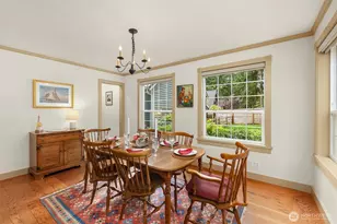 5249 Rose Ave NE, Bainbridge Island, WA 98110 - Photo 8