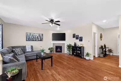 20109 19th Avenue E, Spanaway, WA 98387 - Photo 14