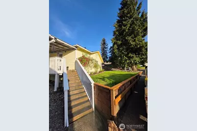315 SE 2nd Street, South Prairie, WA 98385 - Photo 6