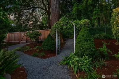 12220 102nd Place NE, Kirkland, WA 98034 - Photo 32