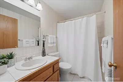 20617 28th Avenue W #D7, Lynnwood, WA 98036 - Photo 24
