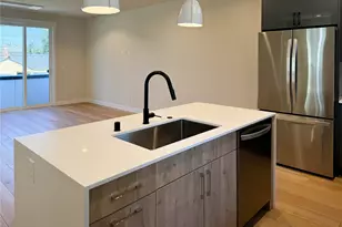 6905 42nd Ave S, Seattle, WA 98118 - Photo 4