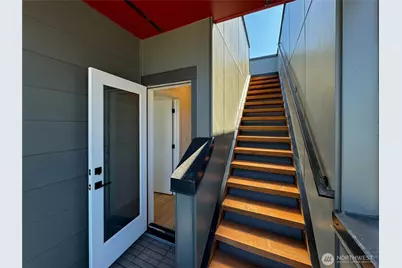6905 42nd Avenue S #C, Seattle, WA 98118 - Photo 12