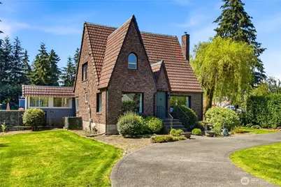 2504 72nd Street E, Tacoma, WA 98404 - Photo 2