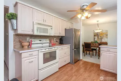 8821 221st Place SW, Edmonds, WA 98026 - Photo 12