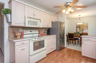 8821 221st Pl SW, Edmonds, WA 98026 - Photo 12