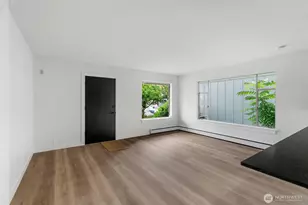 6553 Greenwood Ave N, Seattle, WA 98103 - Photo 8