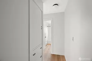 6553 Greenwood Ave N, Seattle, WA 98103 - Photo 14