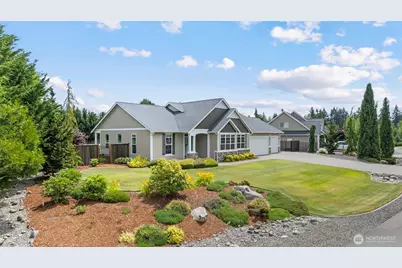 6826 47th Loop NE, Olympia, WA 98516 - Photo 2