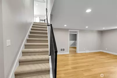7901 16th Avenue SW, Seattle, WA 98106 - Photo 20