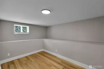 7901 16th Avenue SW, Seattle, WA 98106 - Photo 24