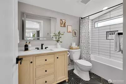7901 16th Avenue SW, Seattle, WA 98106 - Photo 18