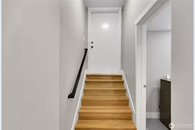 7901 16th Avenue SW, Seattle, WA 98106 - Photo 28