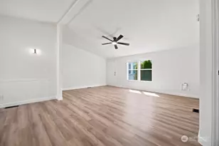 19920 67th Ave NE, Arlington, WA 98223 - Photo 6