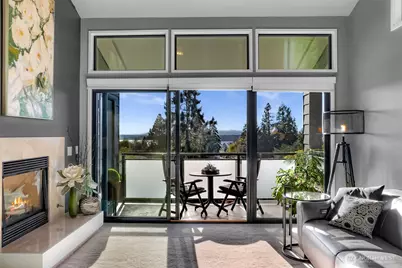11230 NE 68th Street #C, Kirkland, WA 98033 - Photo 1