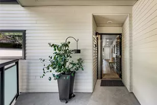 11230 NE 68th St, Kirkland, WA 98033 - Photo 6