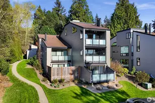 11230 NE 68th St, Kirkland, WA 98033 - Photo 2