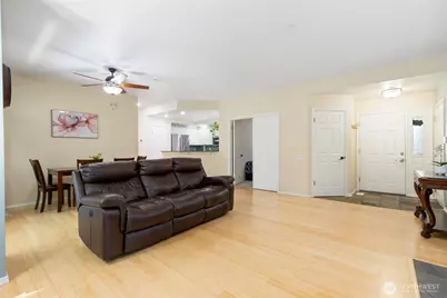 424 228th Street SW #H101, Bothell, WA 98021 - Photo 8