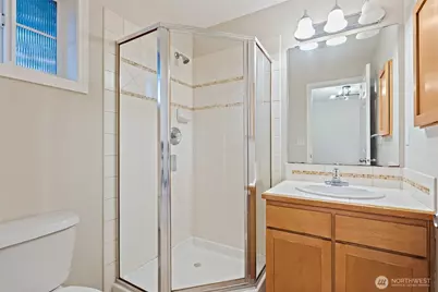 11710 Greenwood Avenue N #C, Seattle, WA 98133 - Photo 28