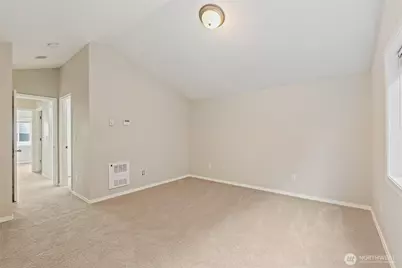 11710 Greenwood Avenue N #C, Seattle, WA 98133 - Photo 24