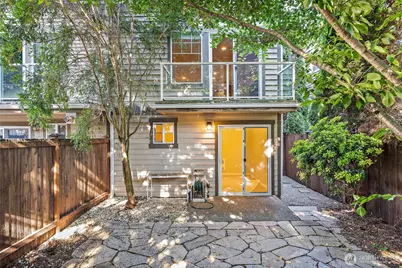 11710 Greenwood Avenue N #C, Seattle, WA 98133 - Photo 1