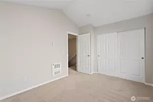 11710 Greenwood Ave N, Seattle, WA 98133 - Photo 18