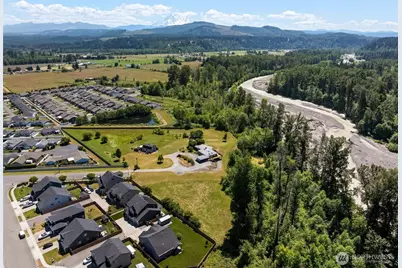 502 Beckett Lane SW, Orting, WA 98360 - Photo 2