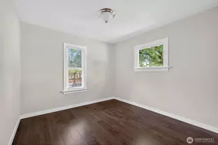 110 Lincoln Ave, Kent, WA 98032 - Photo 12