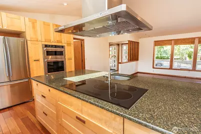 1419 S Pacific Vista, Port Angeles, WA 98363 - Photo 10