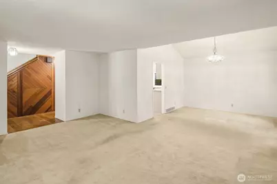 18855 SE 42nd Street, Issaquah, WA 98027 - Photo 10