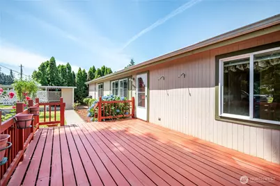 827 NE Woodard Avenue, Castle Rock, WA 98611 - Photo 4