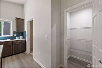 9411 Yakima Avenue, Tacoma, WA 98444 - Photo 14