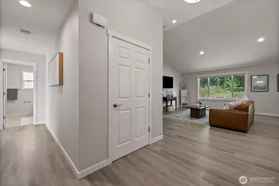 9411 Yakima Avenue, Tacoma, WA 98444 - Photo 2