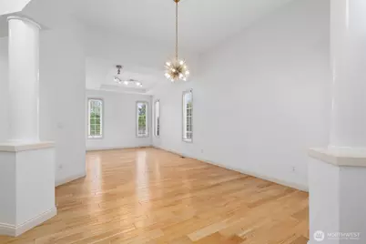 24312 E Main Drive, Sammamish, WA 98074 - Photo 8