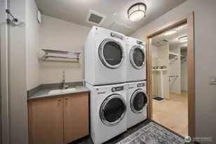 5505 Lake Washington Blvd NE, Kirkland, WA 98033 - Photo 32
