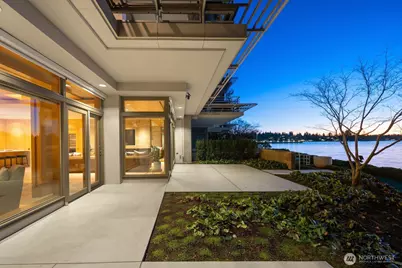 5505 Lake Washington Boulevard NE #1-E, Kirkland, WA 98033 - Photo 2