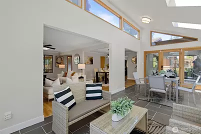 15442 SE 22nd Place, Bellevue, WA 98007 - Photo 8