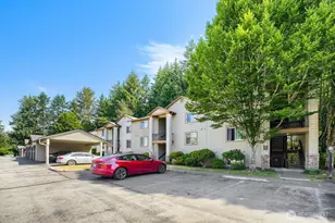 25025 SE Klahanie Blvd, Sammamish, WA 98029 - Photo 1