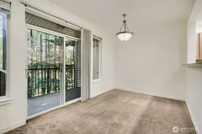 25025 SE Klahanie Boulevard #B202, Sammamish, WA 98029 - Photo 4