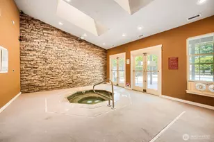 25025 SE Klahanie Blvd, Sammamish, WA 98029 - Photo 12