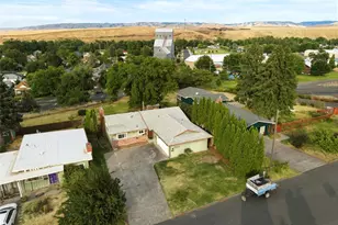 1321 College St, Milton-Freewater, OR 97862 - Photo 32