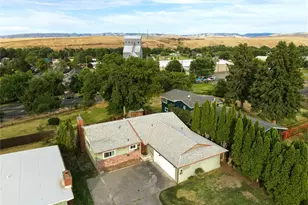 1321 College St, Milton-Freewater, OR 97862 - Photo 1