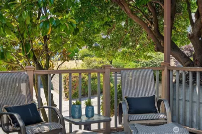 2600 W Howe Street, Seattle, WA 98199 - Photo 28