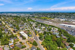 2600 W Howe St, Seattle, WA 98199 - Photo 40