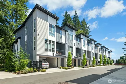 13710 Ash Way #B7, Everett, WA 98204 - Photo 2