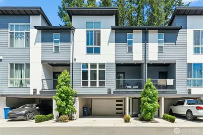 13710 Ash Way #B7, Everett, WA 98204 - Photo 1