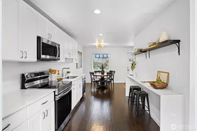 10215 Evanston Avenue N #2, Seattle, WA 98133 - Photo 22