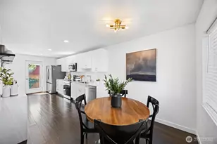 10215 Evanston Ave N, Seattle, WA 98133 - Photo 14